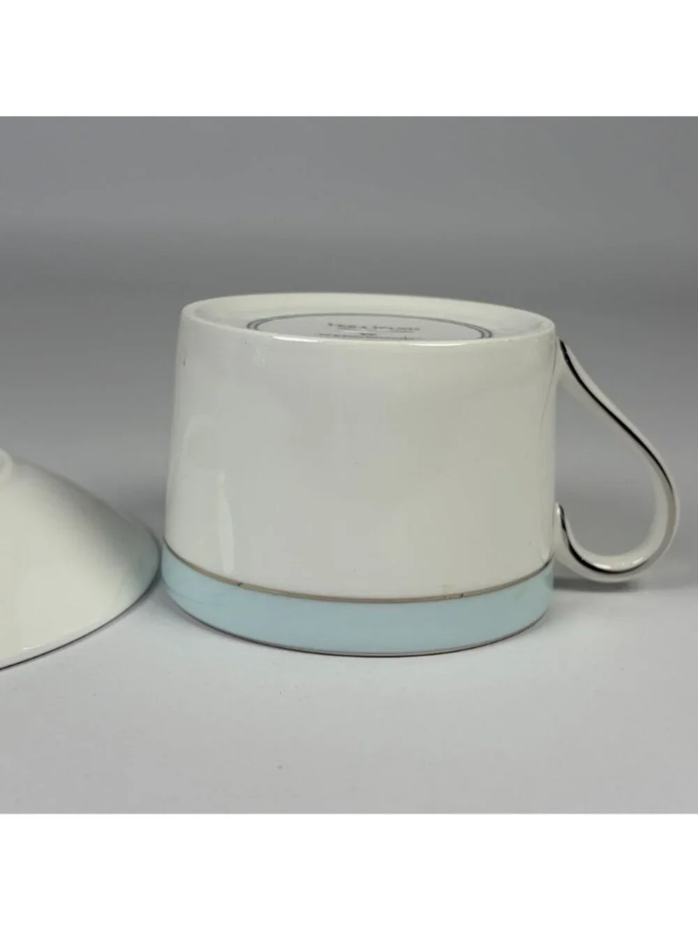 Vera Wang Wedgwood Blue Duchesse Teacup & Saucer